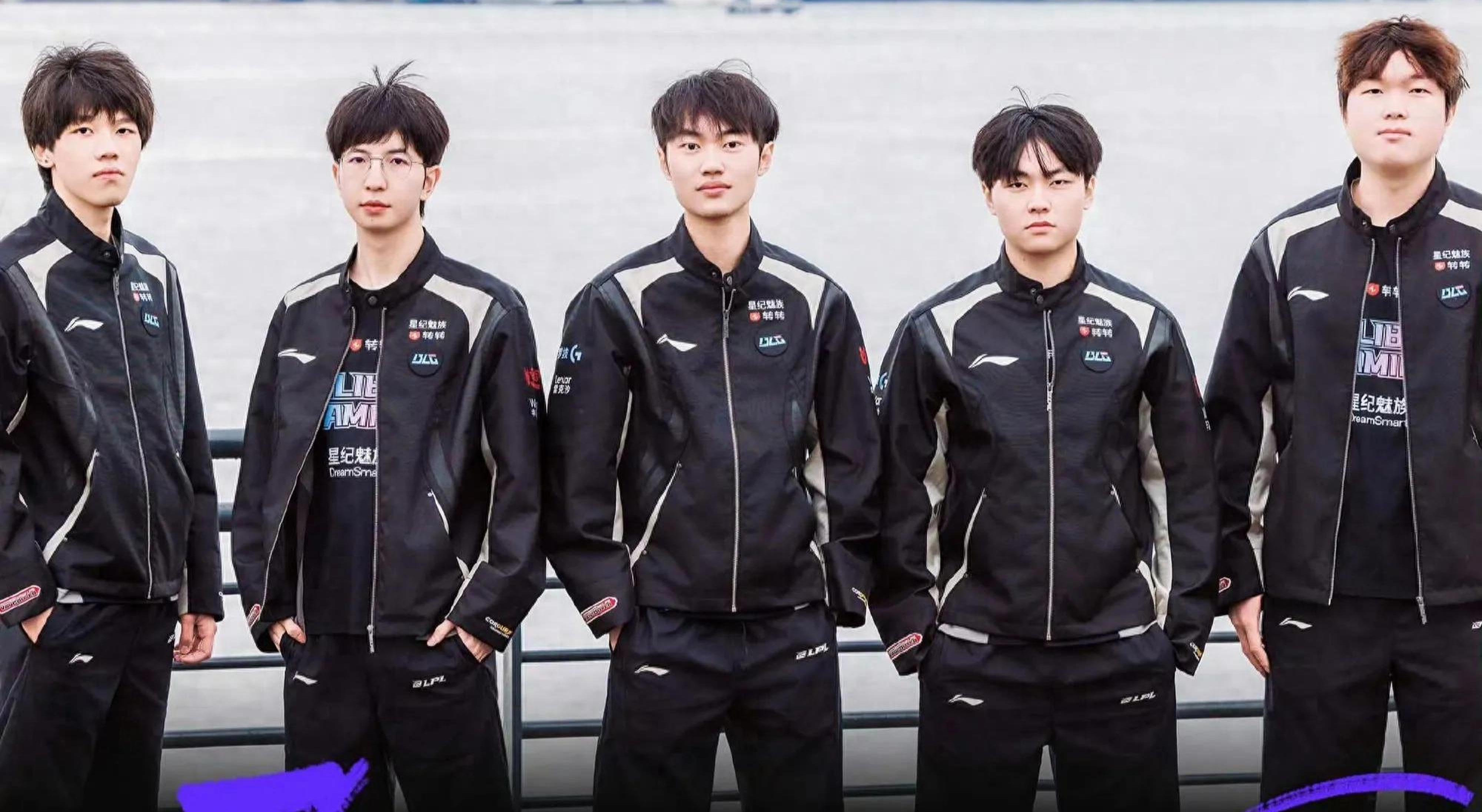 他选择了与 他选择了与