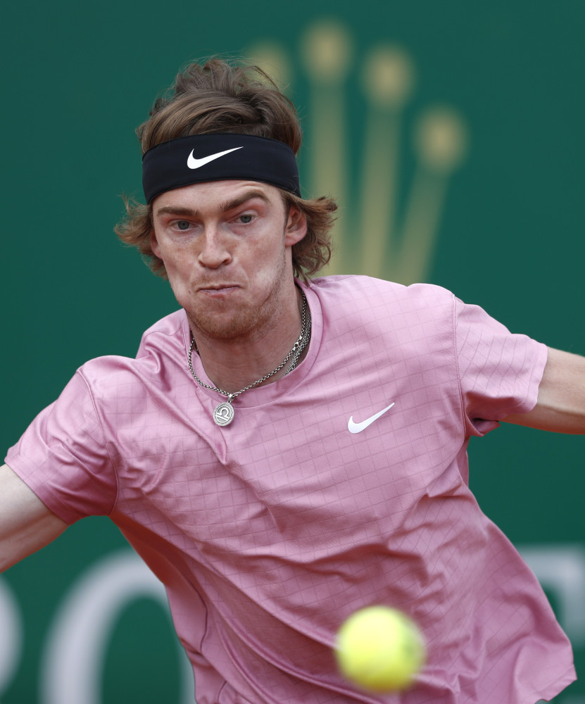 从未追求高 从未追求高