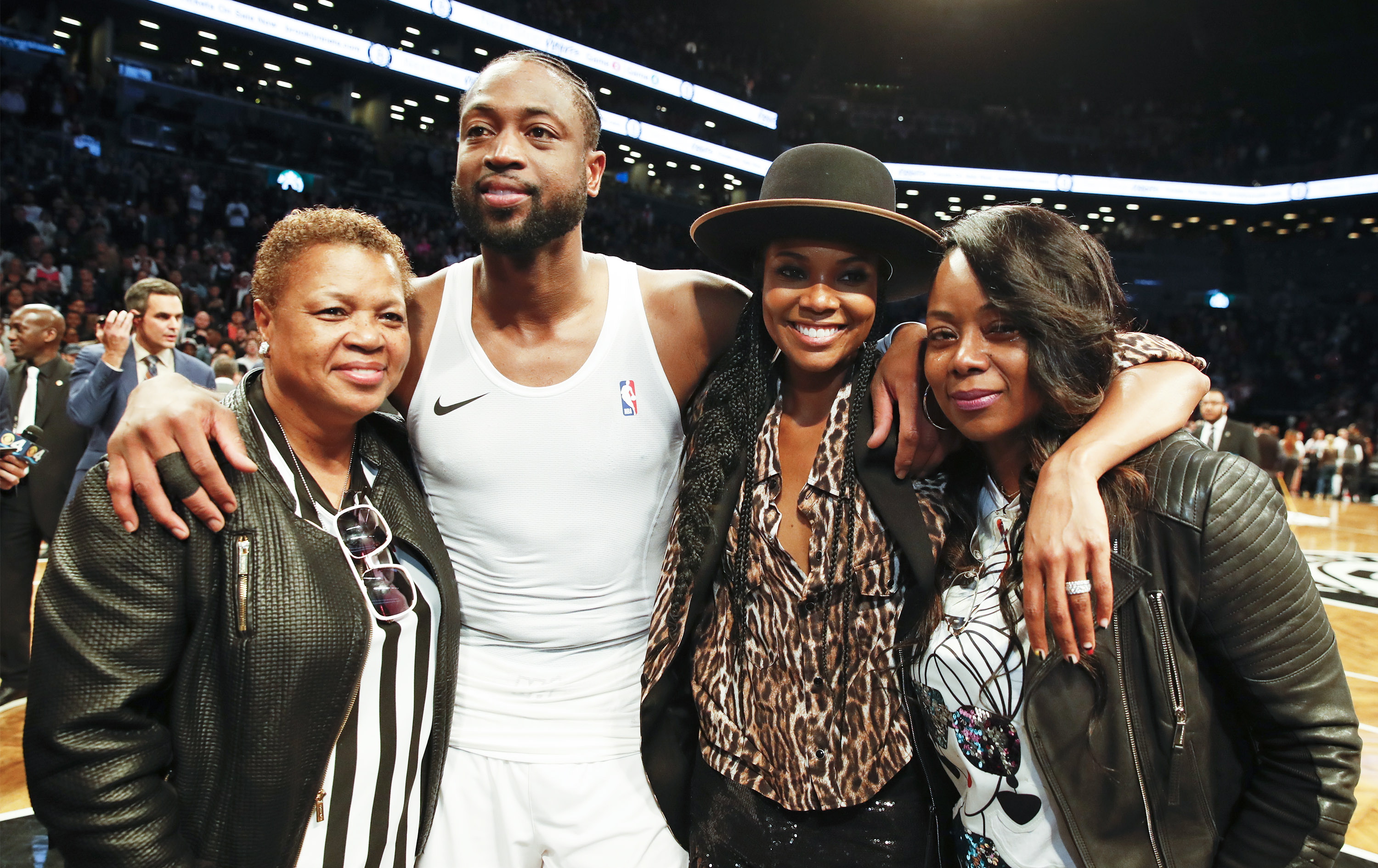 赛训强度与 赛训强度与